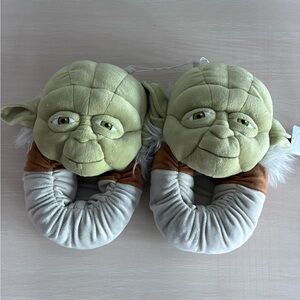 NEW Star Wars Plush Yoda Slippers